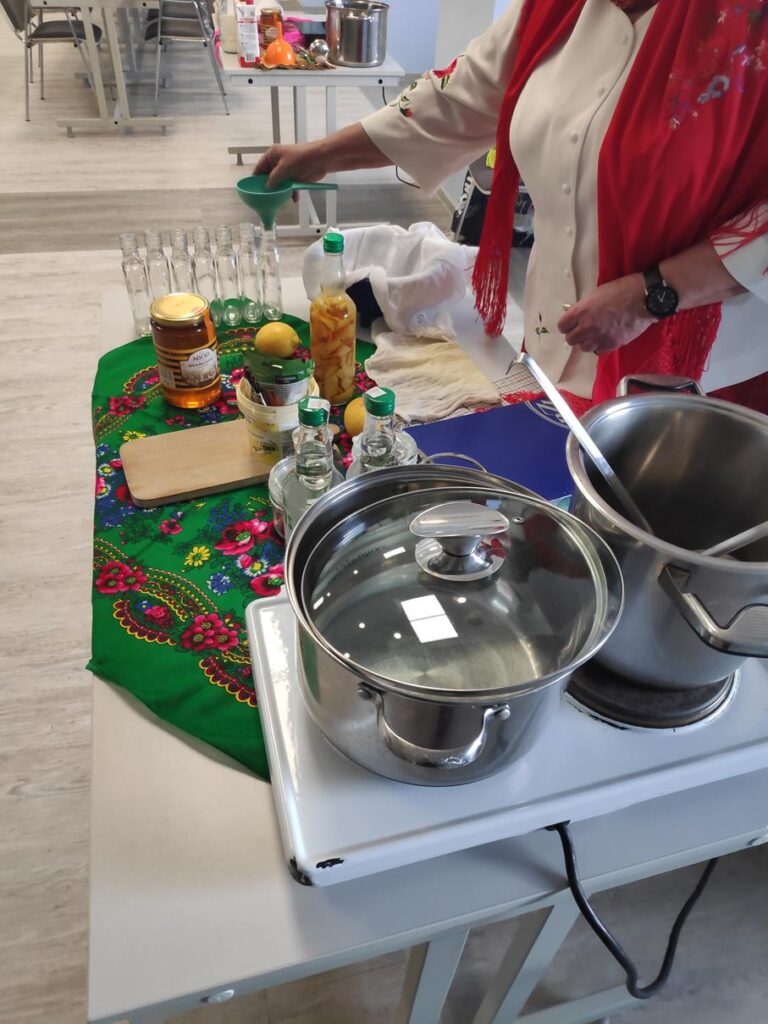 Przygotowywanie nalewek