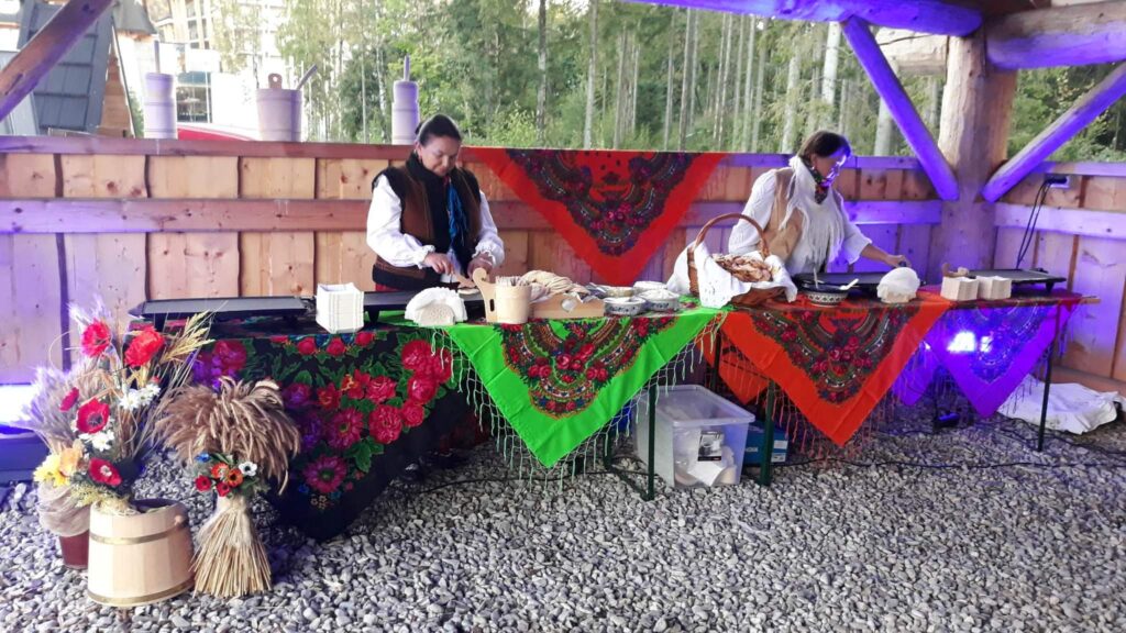 Smażenie oscypków i podgrzewanie moskoli